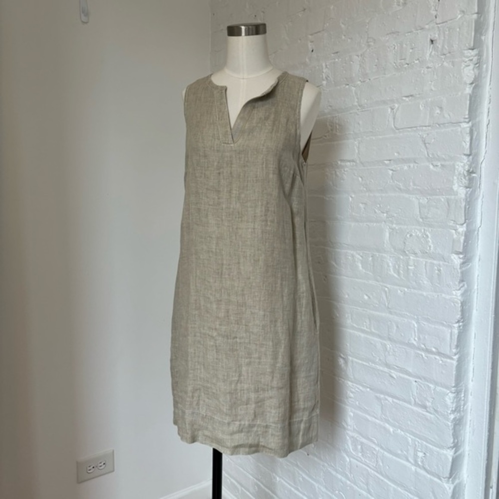 Tommy Bahama Sleeveless Linen Shift Dress in Natural Beige